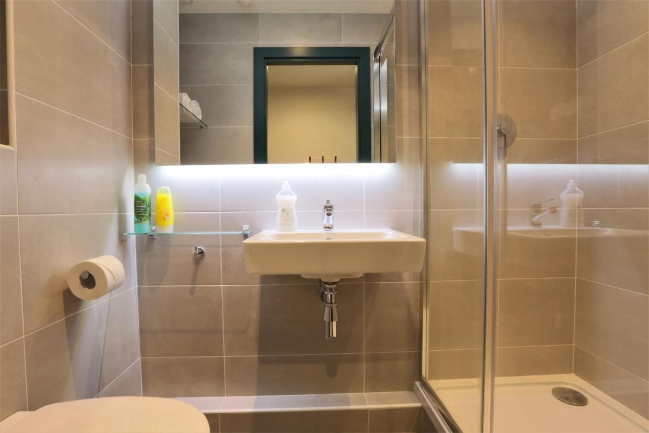 Apartament Destiny Student - Parkgate (Adults Only) Dublin Zewnętrze zdjęcie
